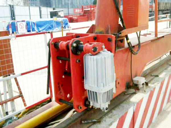 門(mén)機(jī)防風(fēng)制動(dòng)器